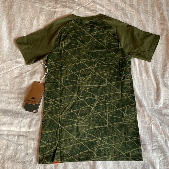 NWT- Husqvarna Mens tee XS - Picture 4 of 8